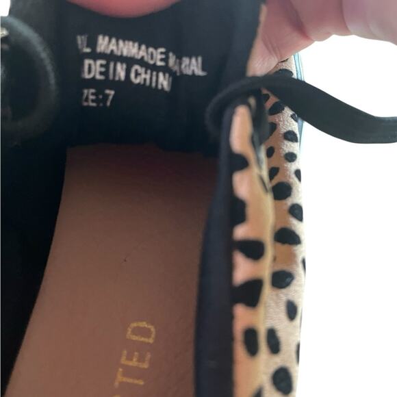 RESTRICTED Sneakers – Bold Animal Print Lace-Up, Sz 7, EUC - Picture 6 of 6